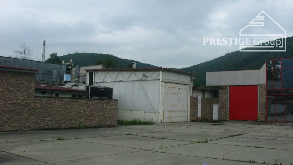 NA PRENÁJOM, areál - prevádzkový objekt s vlastným dvorom a parkoviskom,  Dolné Vestenice.