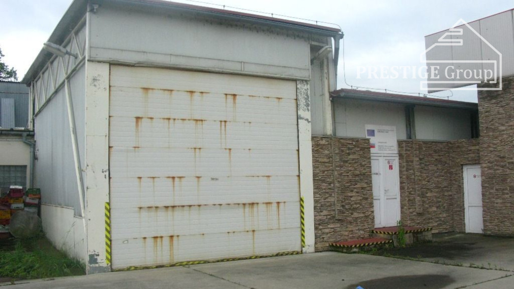 NA PRENÁJOM, areál - prevádzkový objekt s vlastným dvorom a parkoviskom,  Dolné Vestenice.