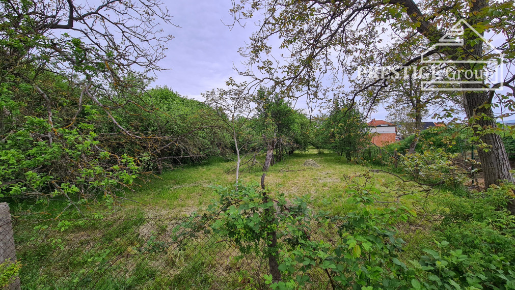 Pozemok na predaj, 939 m², Trenčín - Biskupice