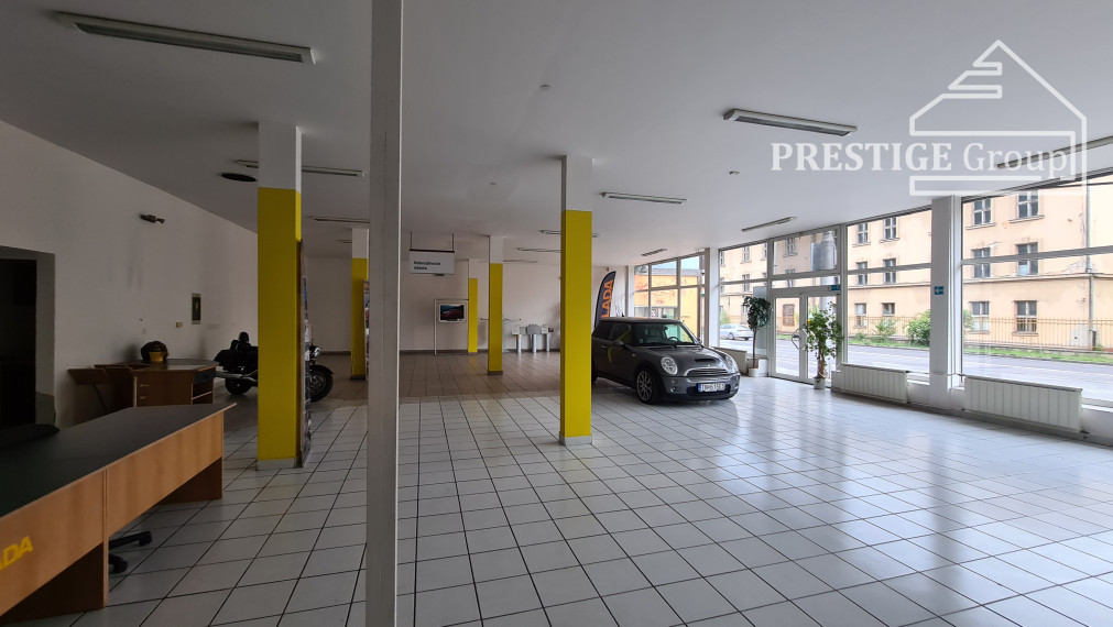 Obchodný priestor na prenájom Trenčín, Gen. M. R. Štefánika