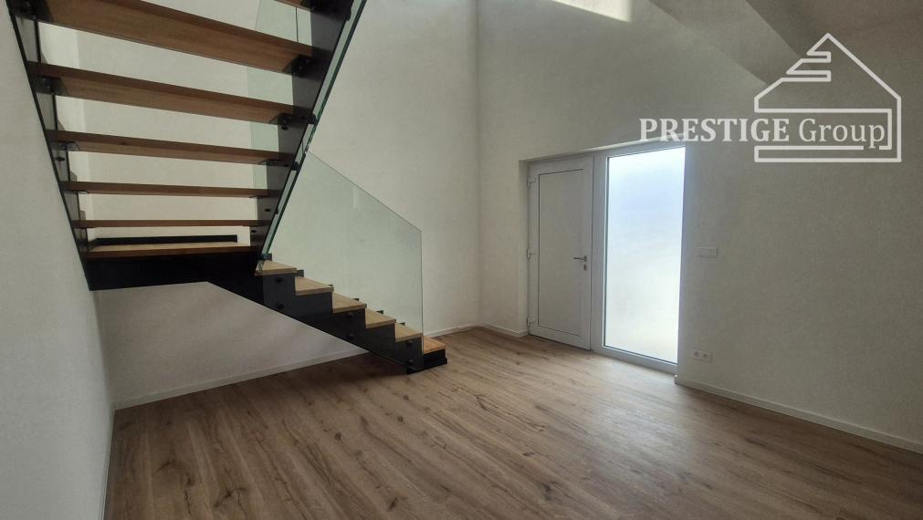 Moderný 4-izbový dom - dokončený interiér, Legionárska ul.