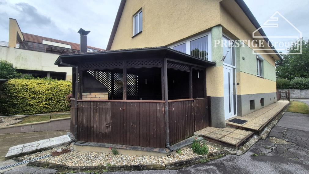 Rodinný dom s veľkým pozemkom v obci Dulov, okres Ilava