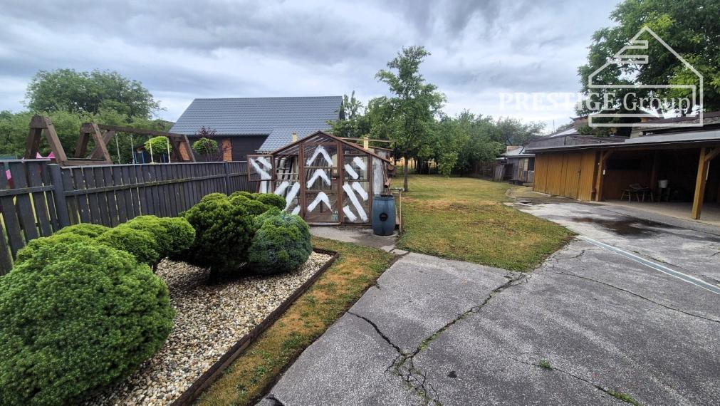 Rodinný dom s veľkým pozemkom v obci Dulov, okres Ilava