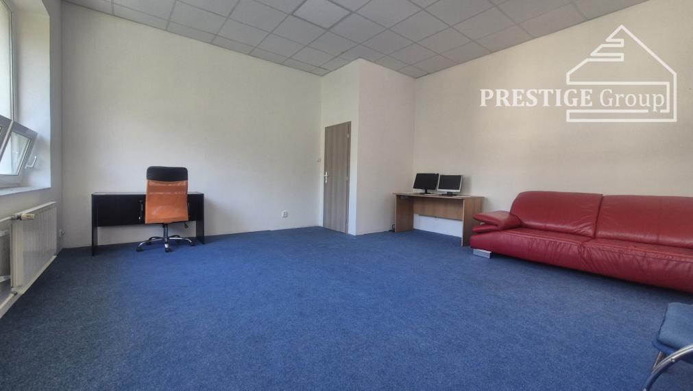 Kancelária 40 m² s klimatizáciou pri OC MAX
