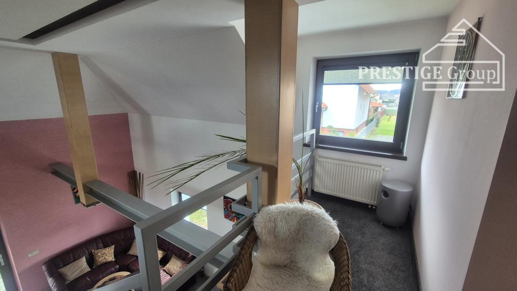 Reprezentatívne kancelárie 80 m² s parkovaním, Opatová