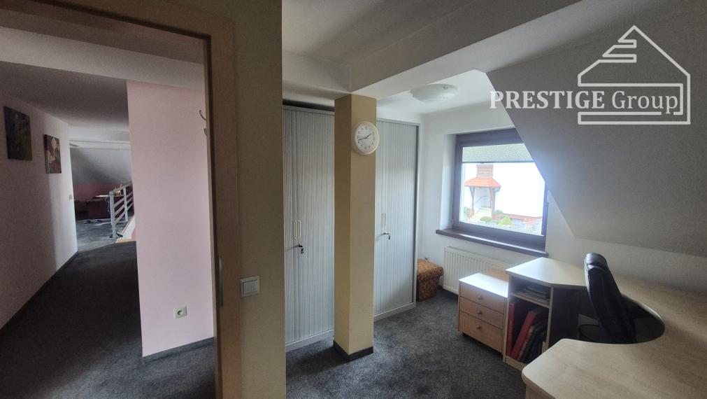 Reprezentatívne kancelárie 80 m² s parkovaním, Opatová