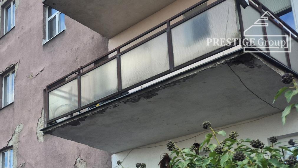 PREDAJ PRIESTRANNÉHO 4-IZBOVÉHO BYTU 126 m² – centrum TRENČÍN