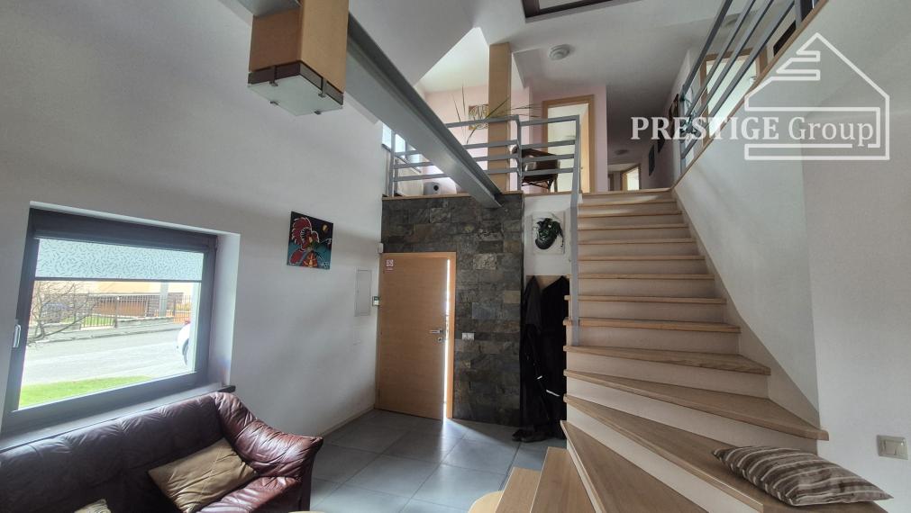Reprezentatívne kancelárie 80 m² s parkovaním, Opatová