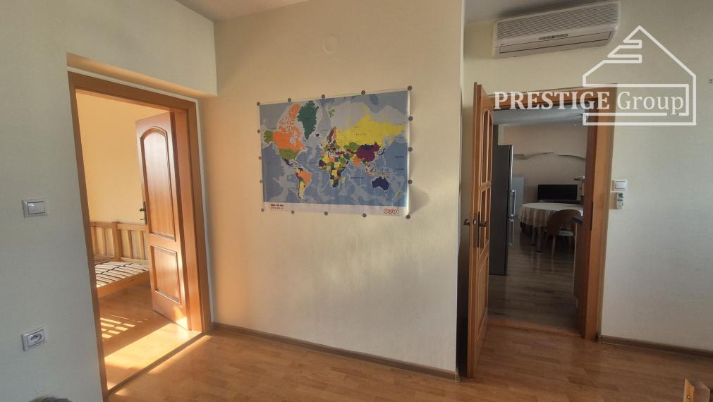 Zariadený 3‑izbový byt s klimatizáciou a garážou – Trenčín