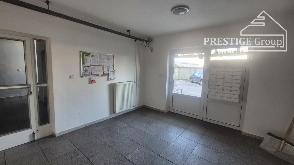 Zariadený 3‑izbový byt s klimatizáciou a garážou – Trenčín