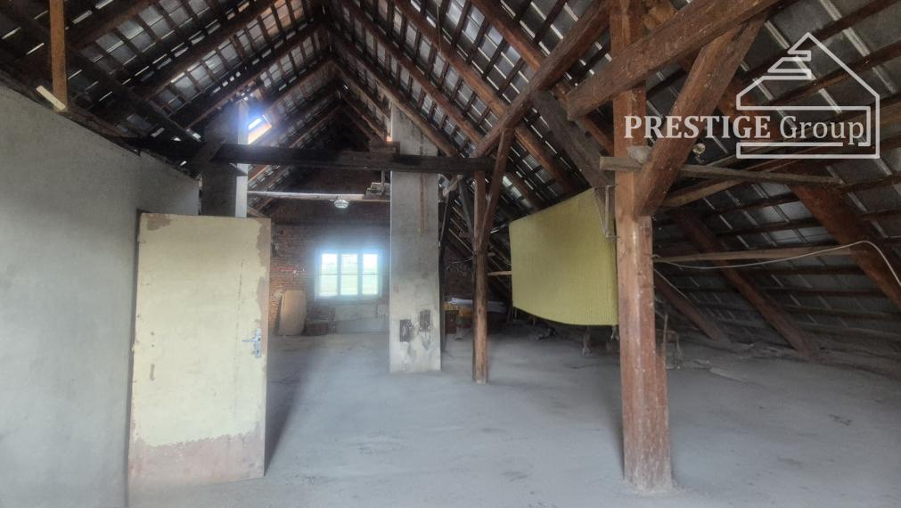 Rodinný dom s veľkým pozemkom – Dulov (okres Ilava)