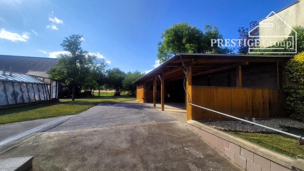 Rodinný dom s veľkým pozemkom – Dulov (okres Ilava)