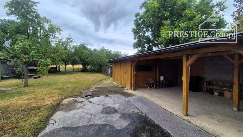 Rodinný dom s veľkým pozemkom – Dulov (okres Ilava)