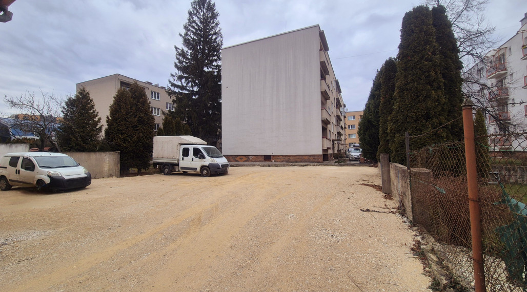 Zaparkuj V Pohode - Prenájom Parkovacích Miest ✨