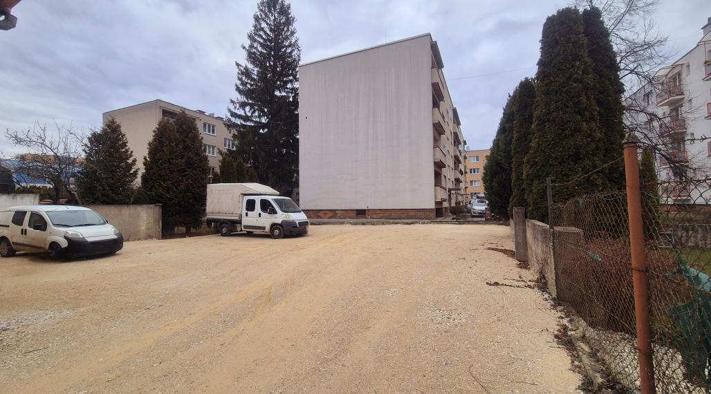 Zaparkuj V Pohode - Prenájom Parkovacích Miest ✨