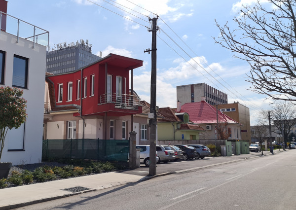 Kancelárske priestory na ulici Piaristická, Trenčín