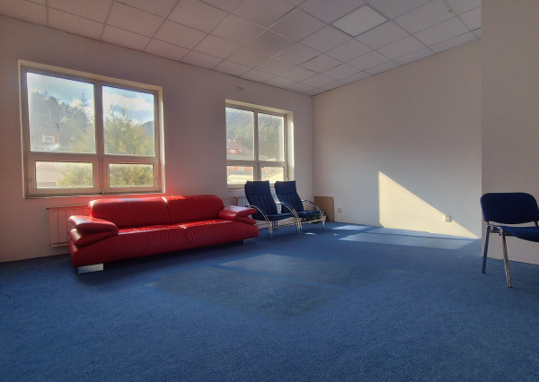 Prenájom kancelárií blízko OC MAX - priestory 40 m²